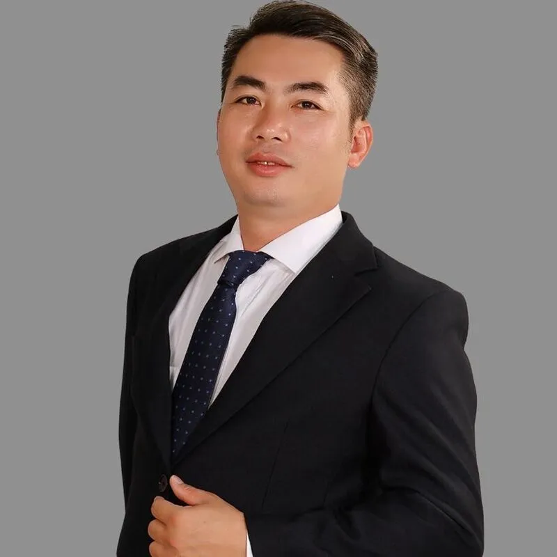 CEO Trần Minh Hiếu